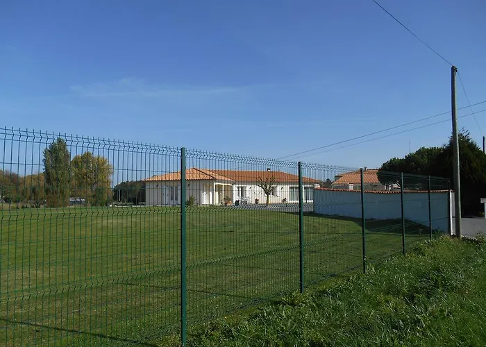 D'hotes La Cozy Bed & Breakfast 3*